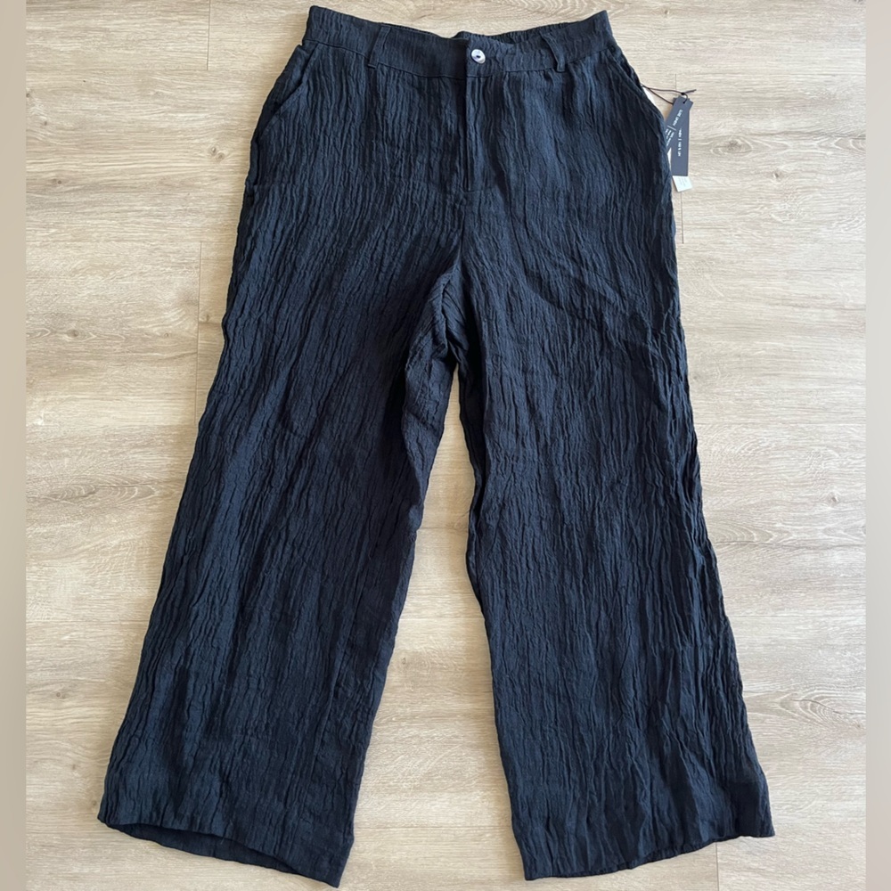 Tahari Black Wide Leg Pants - Textured Lightweight Fabric